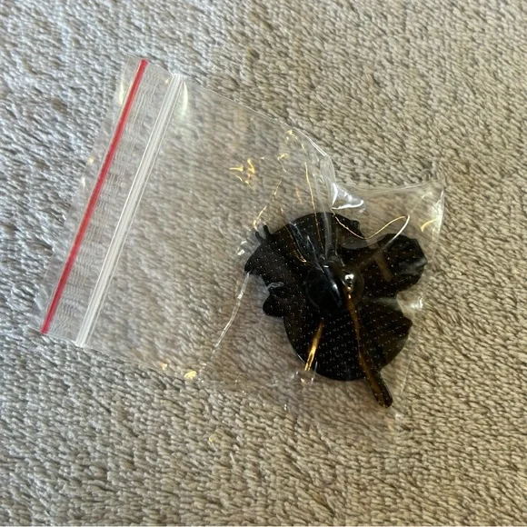 Pusheen with Cereal Enamel Pin - Picture 5 of 5